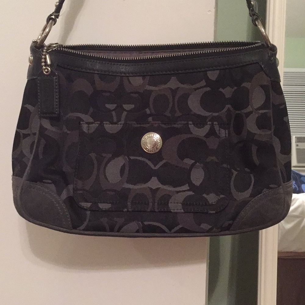 Coach purse small/medium zip top purse